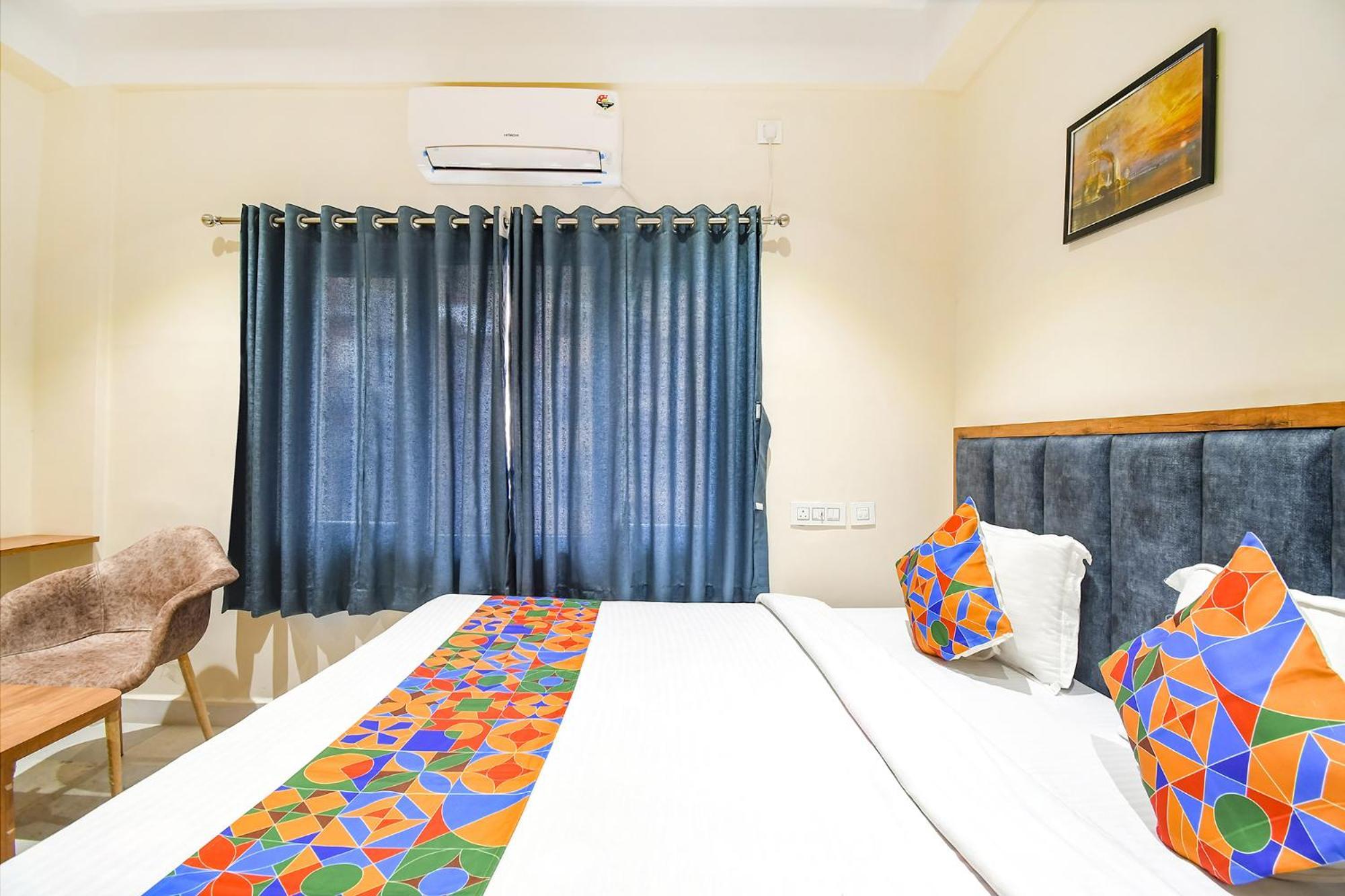 Fabhotel Prime The Golden Plaza - Nr Tarapith Temple Exterior photo